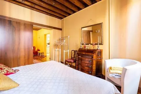 Apartment Appartamento Nel Cuore Di Venezia Italy