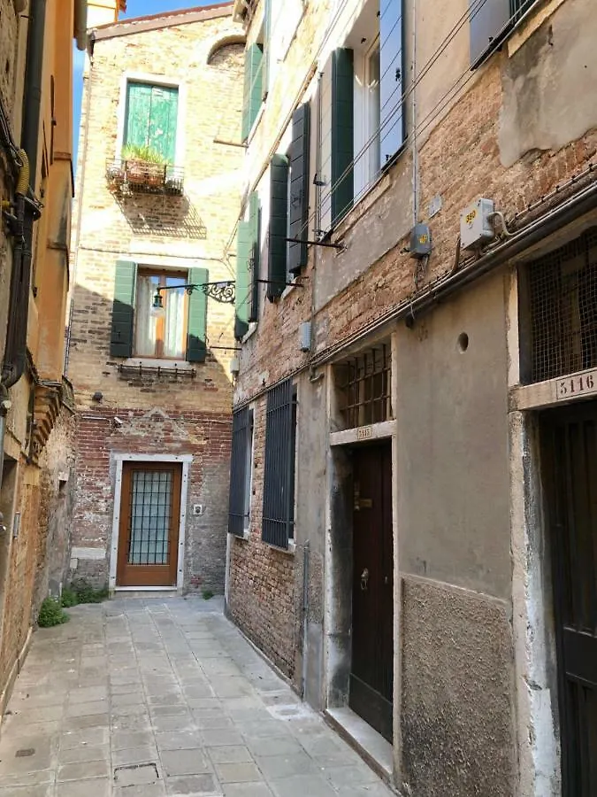 Appartamento Nel Cuore Di Venezia 0*, Venice Italy